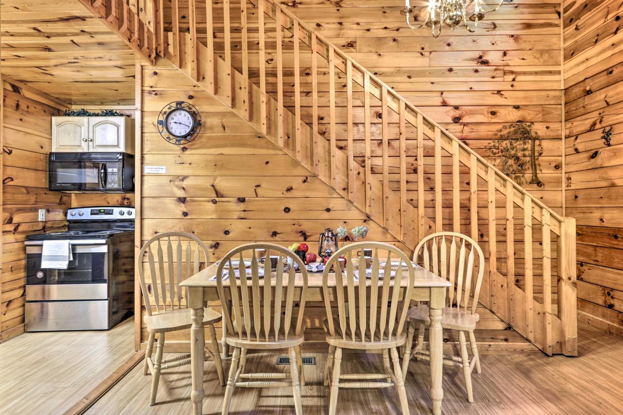 Cozy Mountain Cabin In Perfect Location Севьервилл Экстерьер фото
