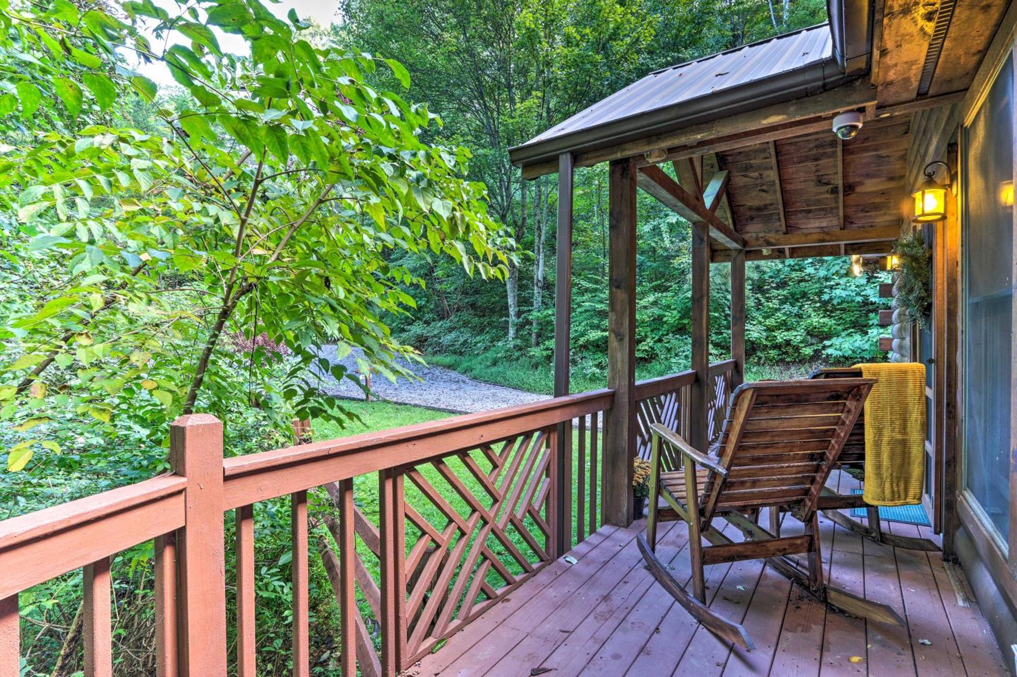 Cozy Mountain Cabin In Perfect Location Севьервилл Экстерьер фото
