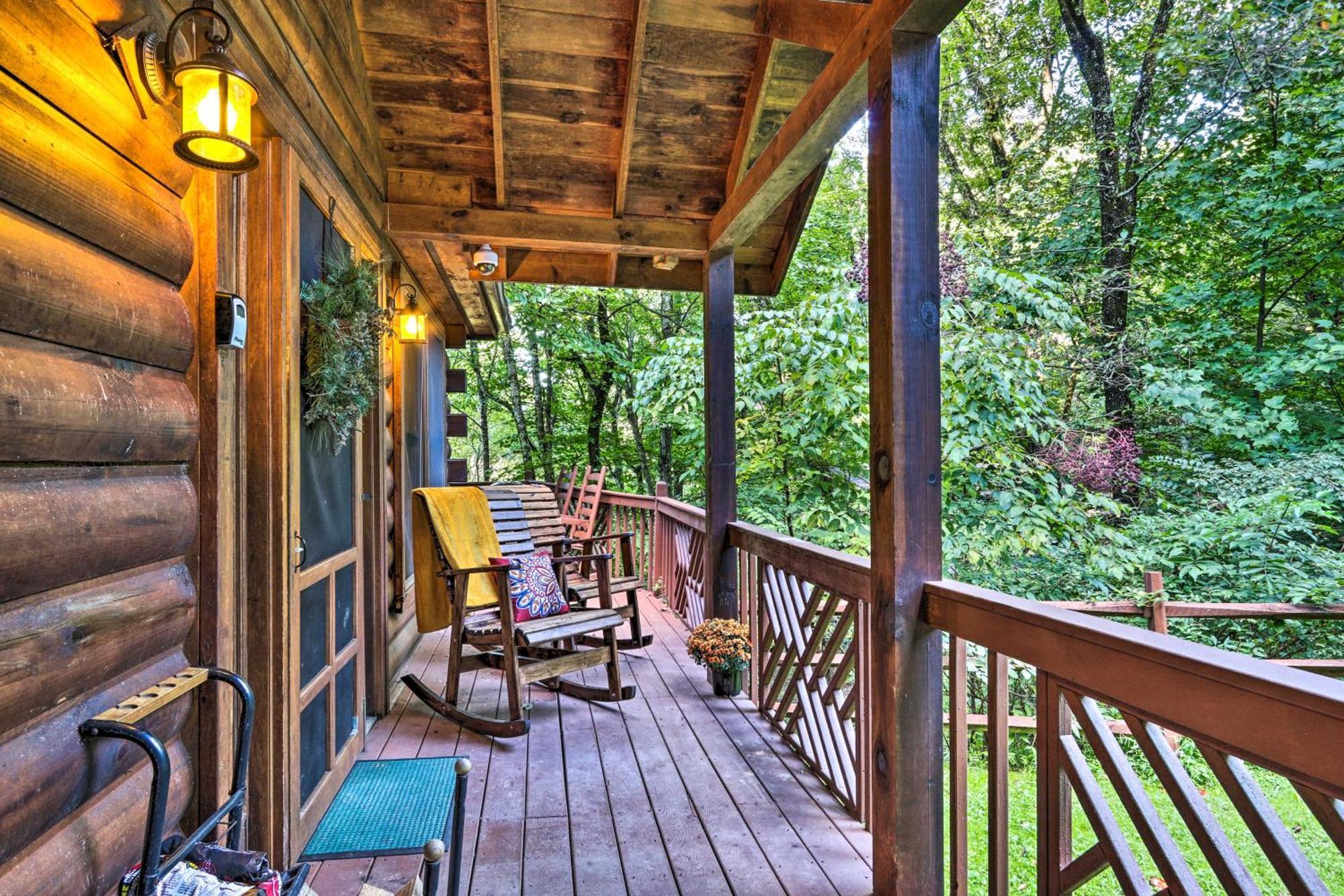 Cozy Mountain Cabin In Perfect Location Севьервилл Экстерьер фото